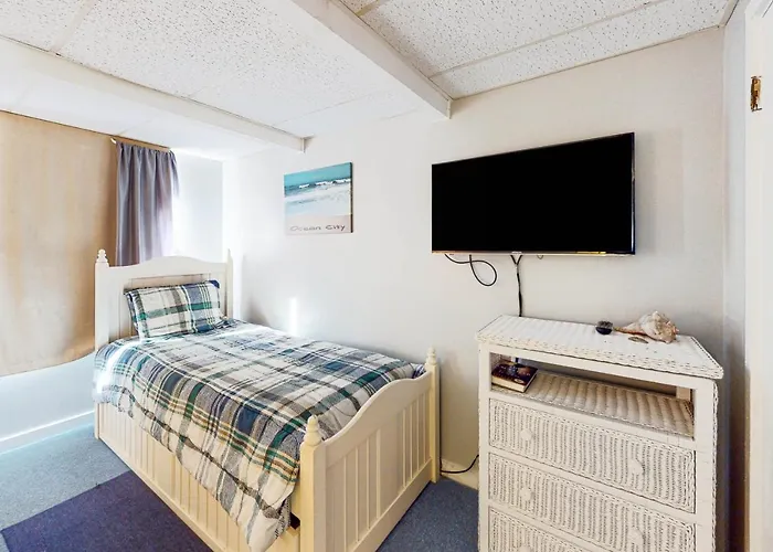 Ocean Village 14 *