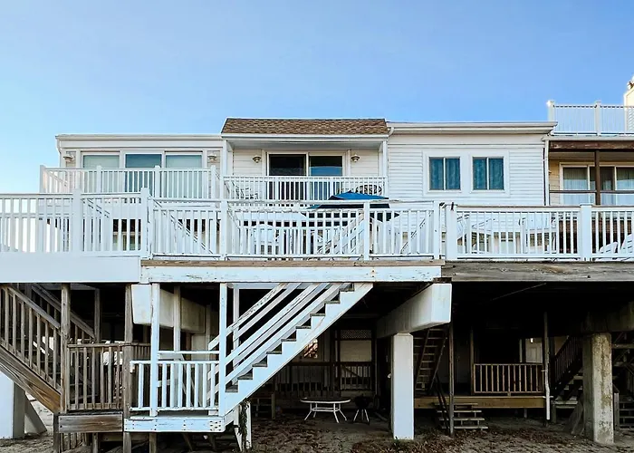 Ocean Village 14 *